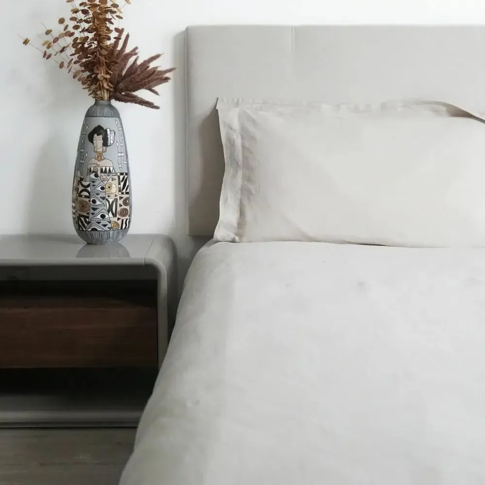 Bed linens - Premium Washed Linen Bed Set. Fitted Sheet. Ivory - SOWL