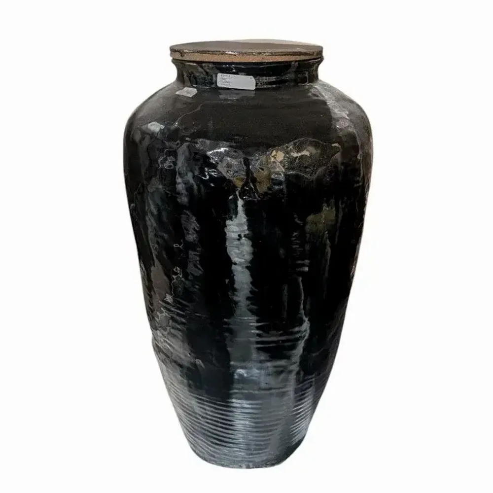 Ceramic - Lacquered old jar - PAGODA INTERNATIONAL