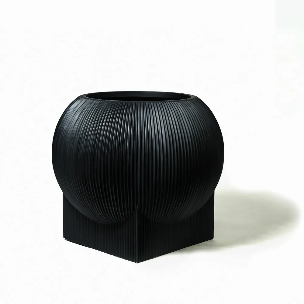Garden accessories - Oversized Flat Blob Fiberglass Planter 'Black' by Tuleste Factory - TULESTE FACTORY