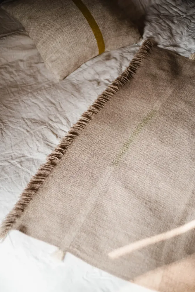 Decorative objects - ULAANBAATAR THROW - HIMALAYAN HERMITAGE