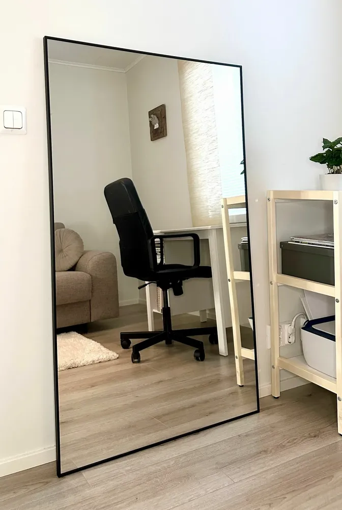 Miroirs - Grand miroir pleine longueur avec cadre noir (100x170cm) - SCANDINAVIAN GLASSFACTORY
