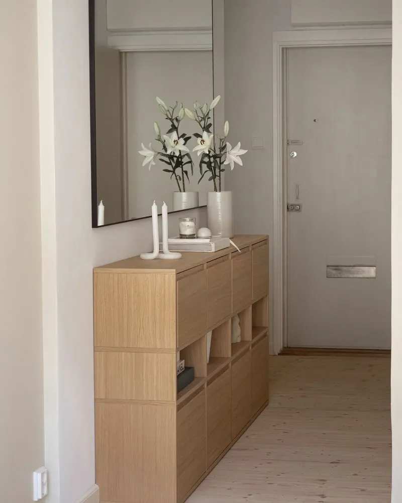 Mirrors - Wall Mirror With Black Frame (100x100cm) - SCANDINAVIAN GLASSFACTORY