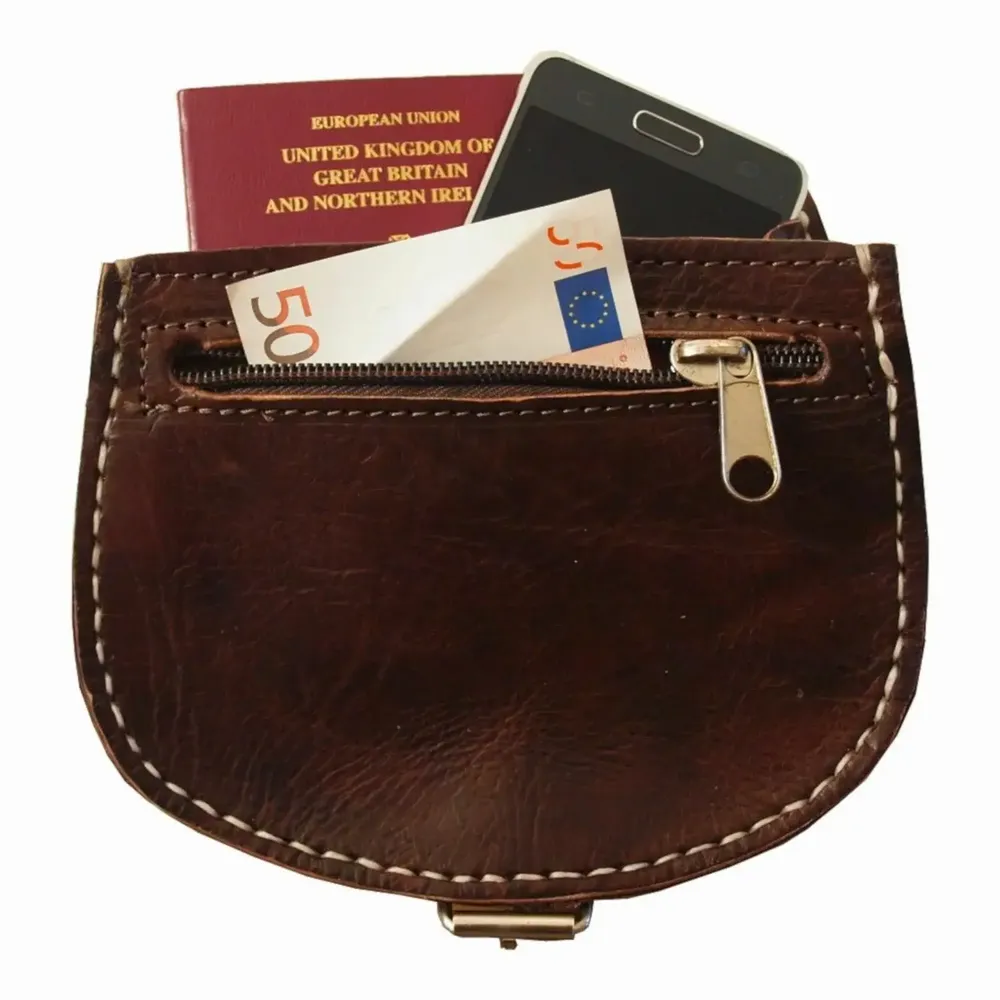 Petite maroquinerie - Petit sac de selle demi-lune en cuir - BERBER LEATHER