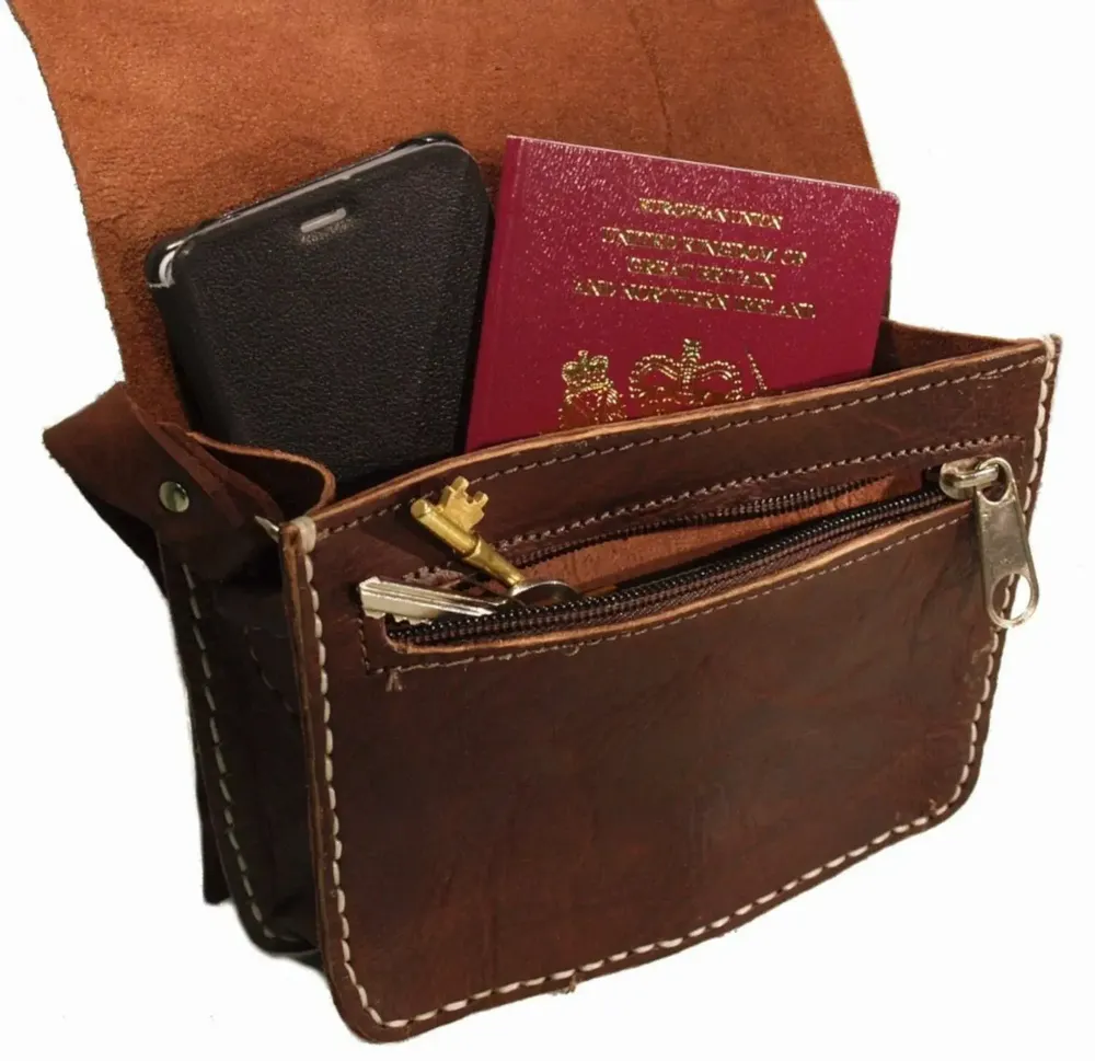 Leather goods - Small square leather saddle bag - BERBER LEATHER