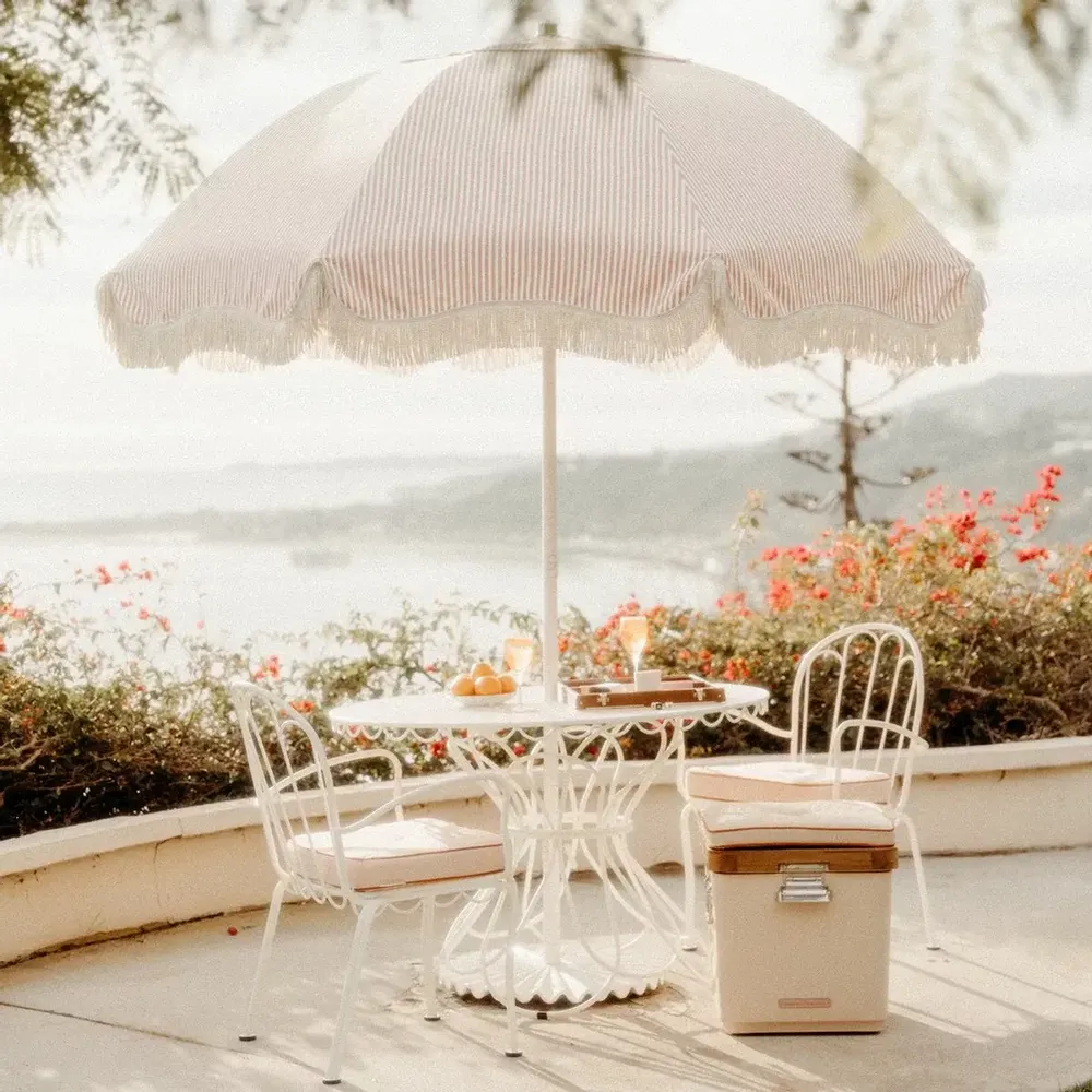 Parasols - The Patio Umbrella - BUSINESS & PLEASURE CO.