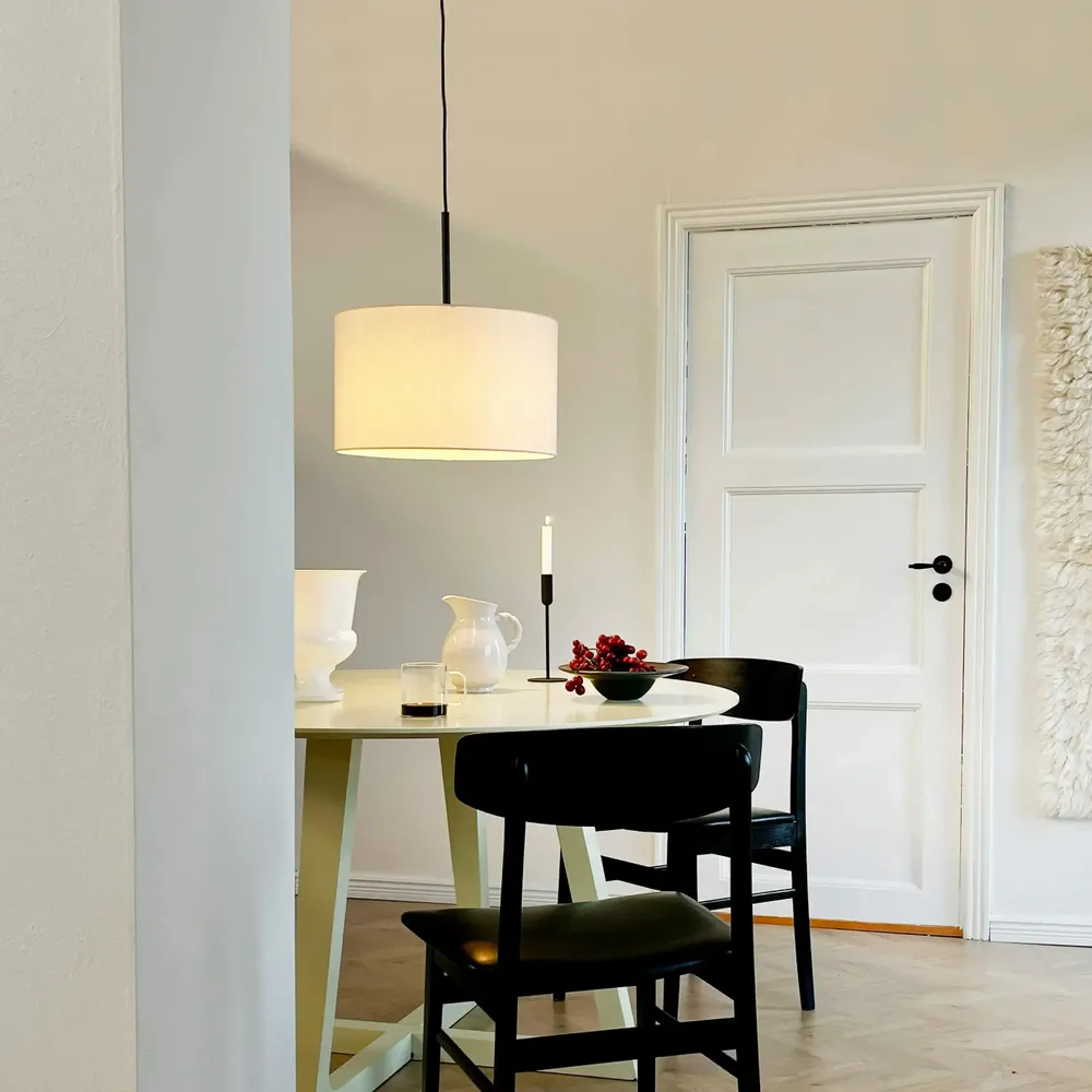 Hanging lights - Calix Pendant high - DYBERG LARSEN