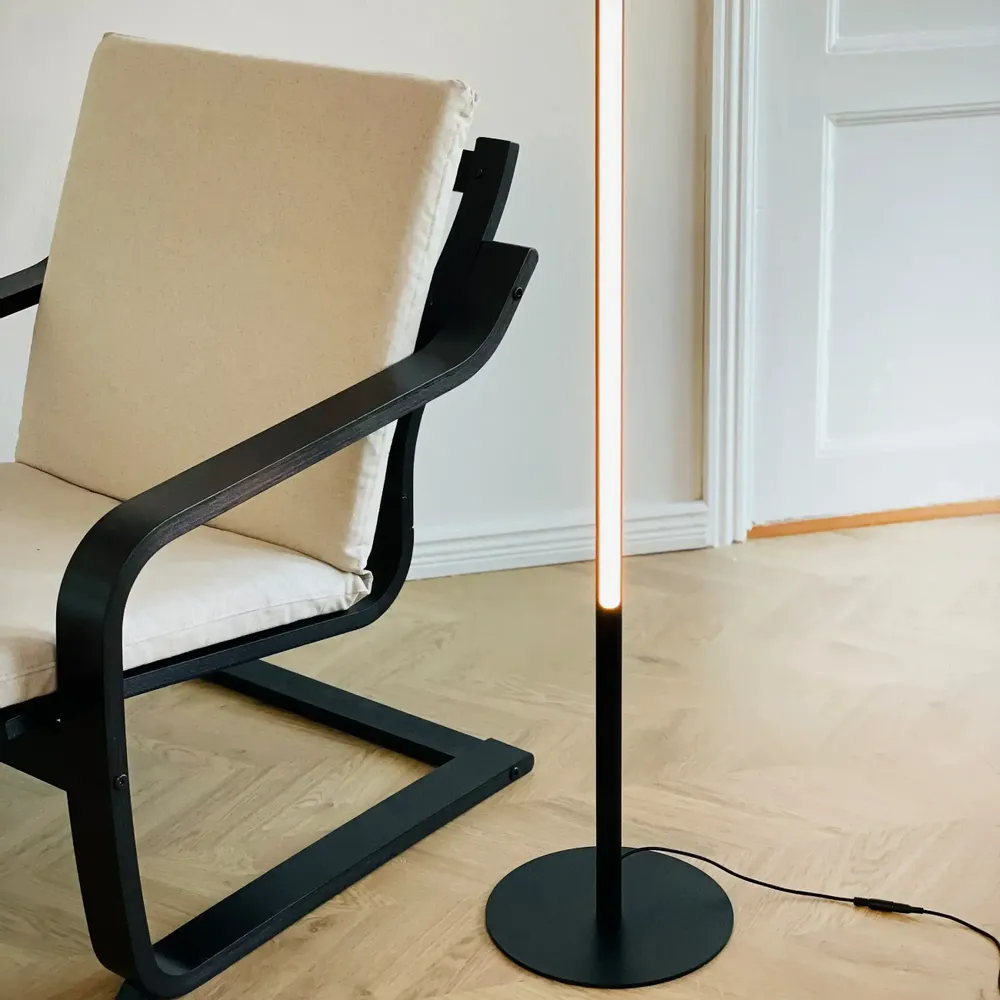 Floor lamps - Vagner LED Black Floor lamp - DYBERG LARSEN