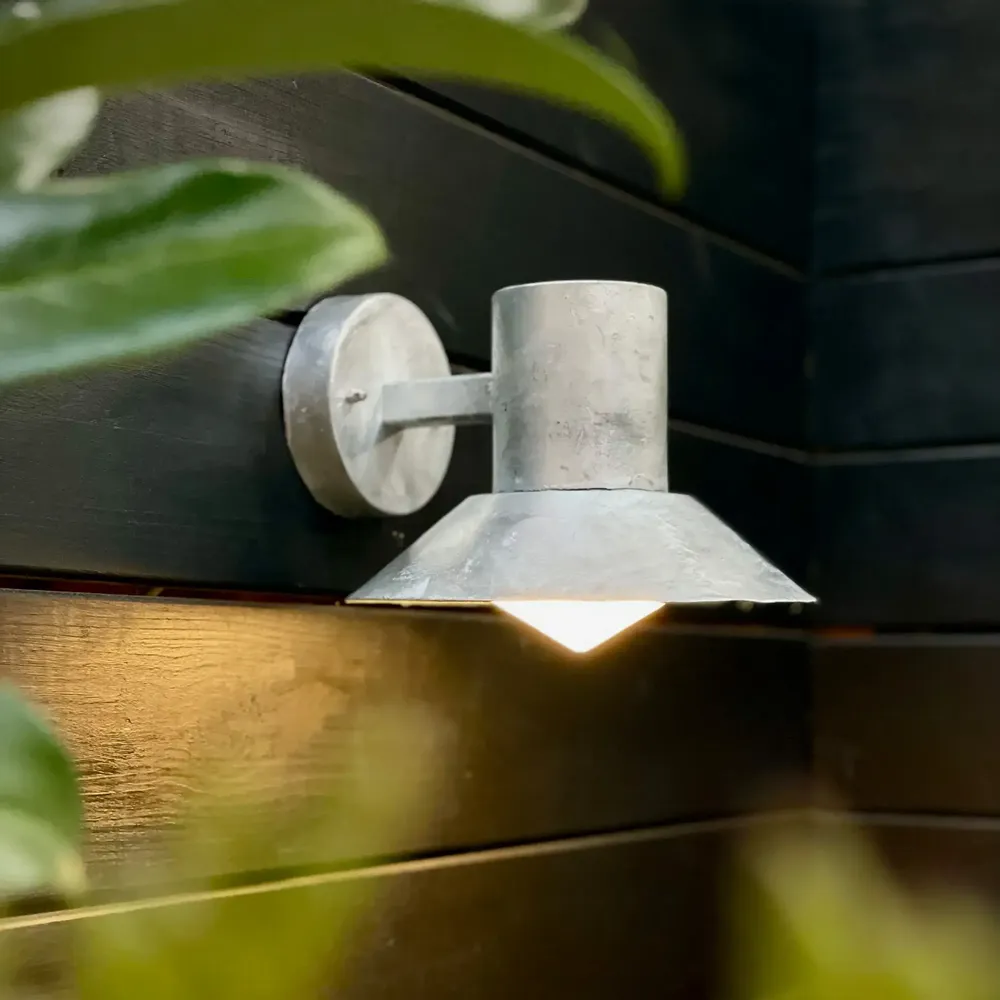 Wall lamps - Venice outdoor wall lamp galvanized - DYBERG LARSEN