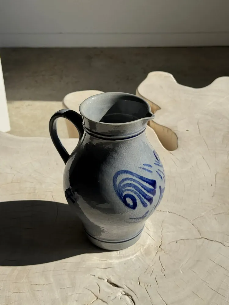 Carafes - Grand broc bleu West Germany - OFFICE OBJETS