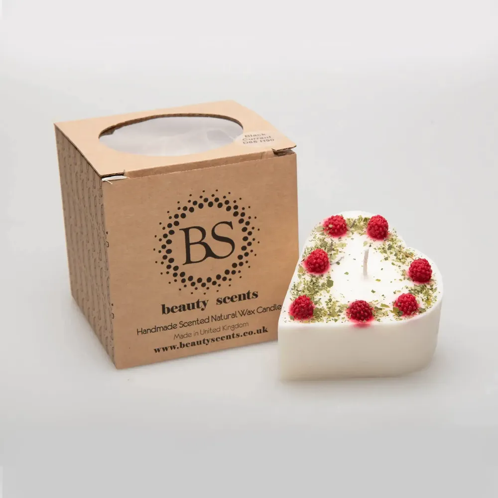 Candles - Small HearCandles with Raspberry, box of 6, Strawberry - BEAUTY SCENTS CANDLES