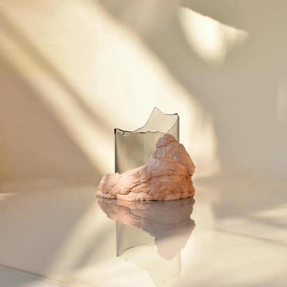 Vases - CATHARSIS, Sculptural Centerpiece Bowl in glass and stone, Dusty Coral - COKI