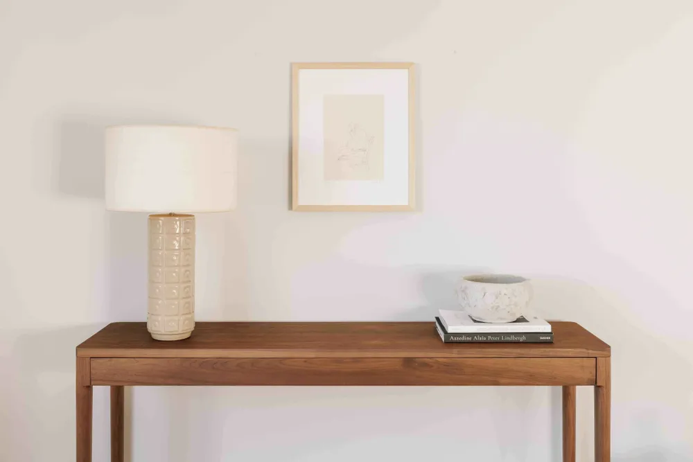 Console table - The modern and minimalist FRONT sideboard - Walnut wood - MOR