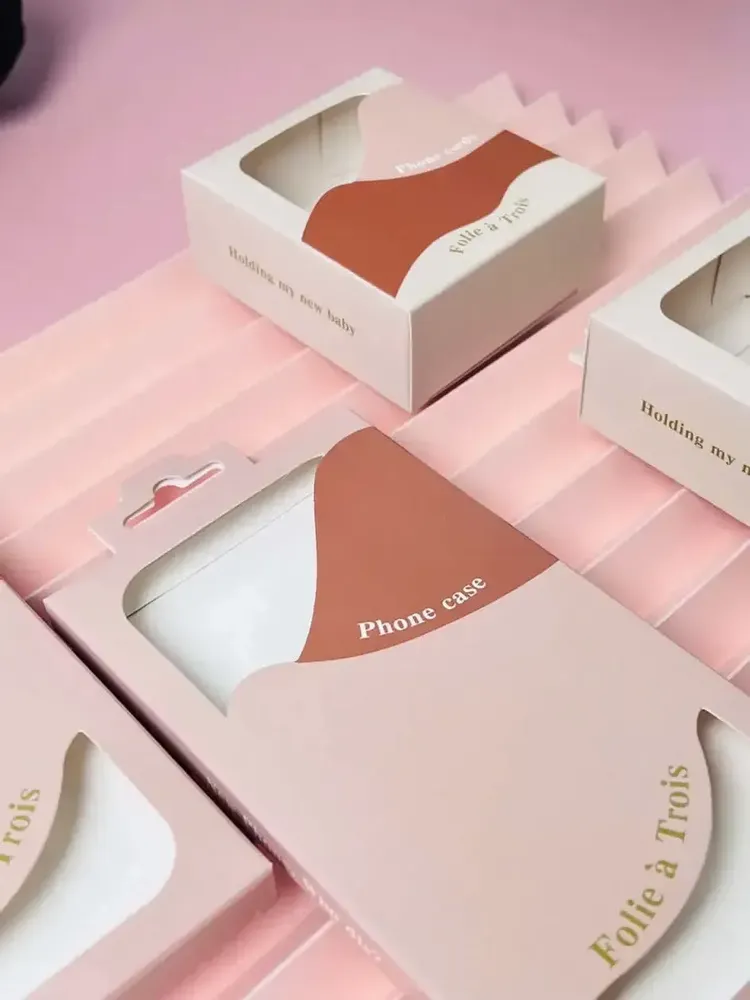 Gifts - Classic iPHONE CASE SE - FOLIE À TROIS