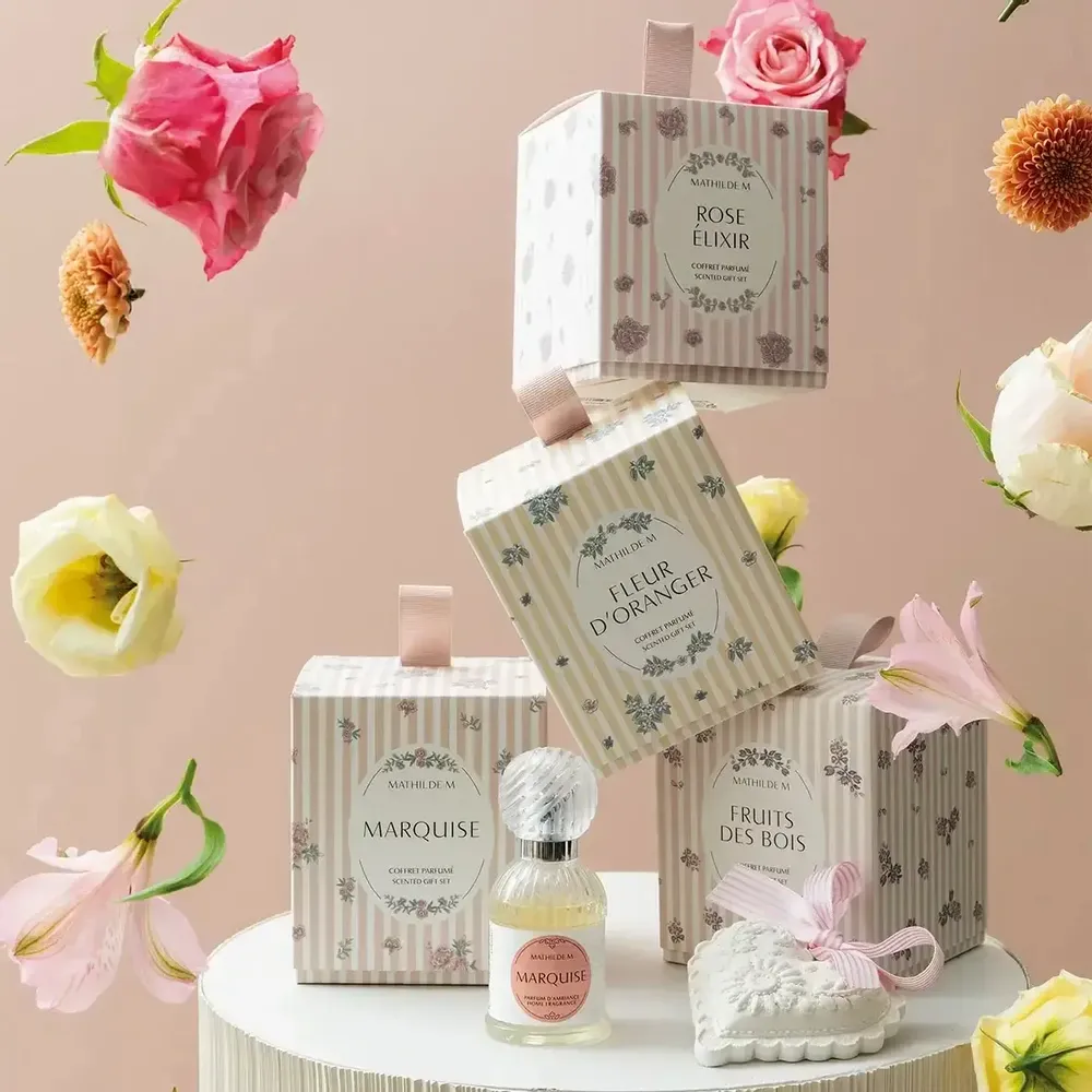 Coffrets et boîtes - Coffret Les Intemporelles en Fleurs parfum d'ambiance et décor - Rose Elixir - MATHILDE M.