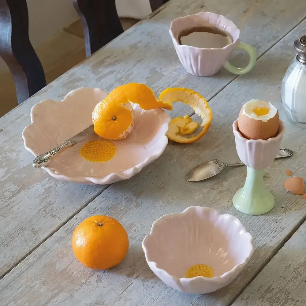Bowls - Tulip bowl in light pink stoneware 11.5 x 5 cm - MATHILDE M.