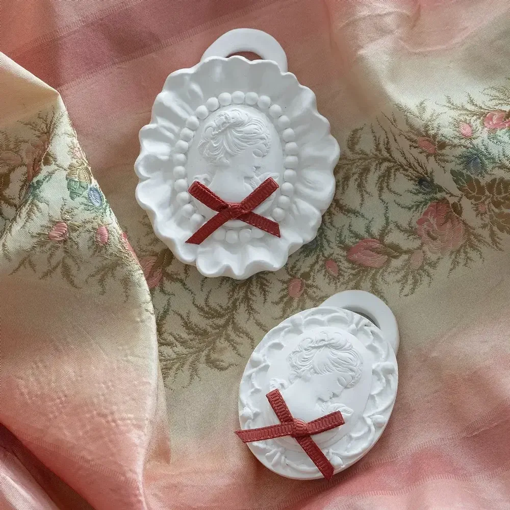 Parfums d'intérieur - Décor parfumé Médaillon grand modèle - Fruits des Bois - MATHILDE M.