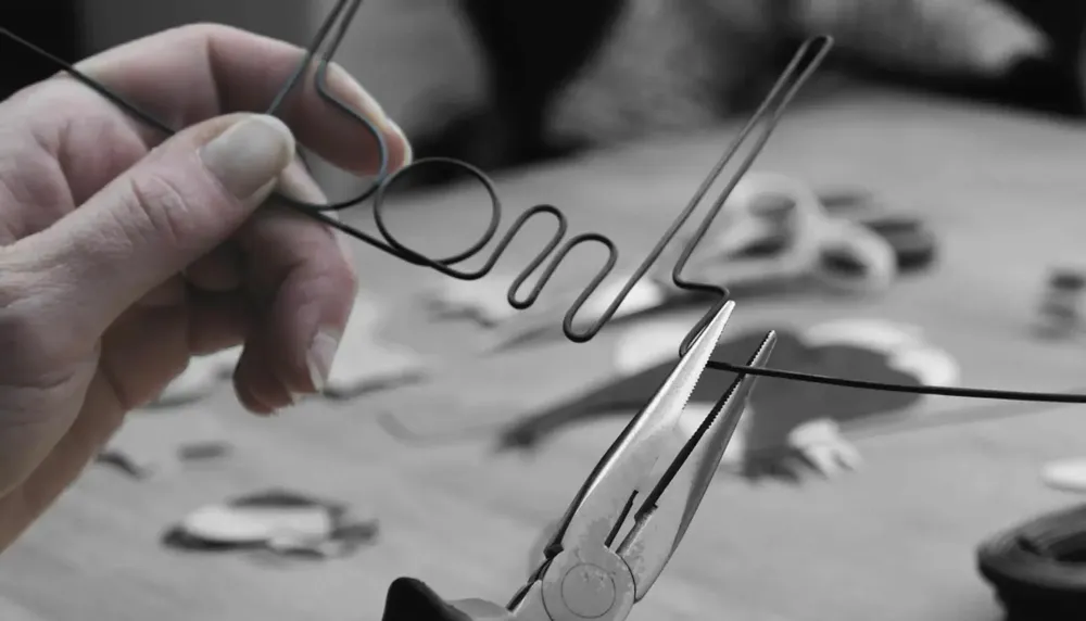 Children's decorative items - "Live your dreams” wire wall decoration - to be pinned - BIJOUX DE MUR