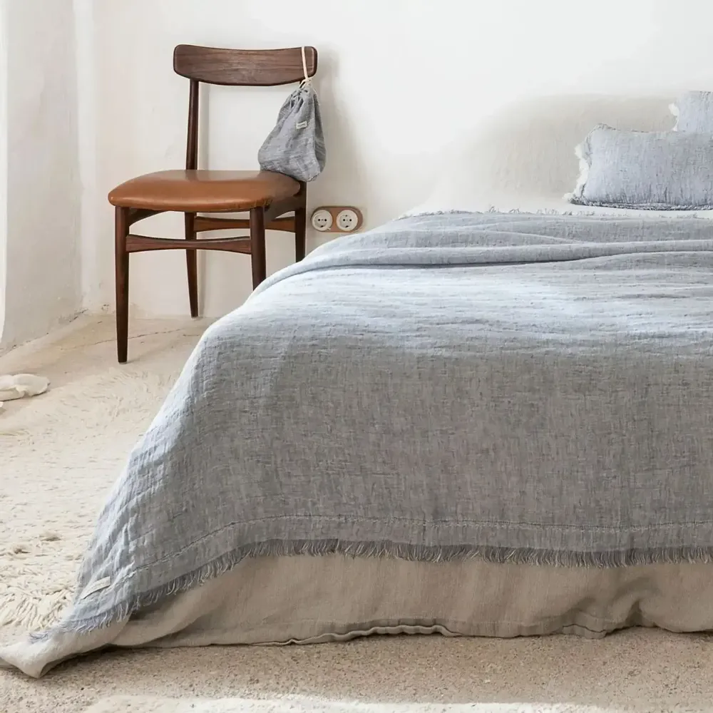 Throw blankets - GAZELLE double linen gauze plaid 140x230 cm - BED AND PHILOSOPHY