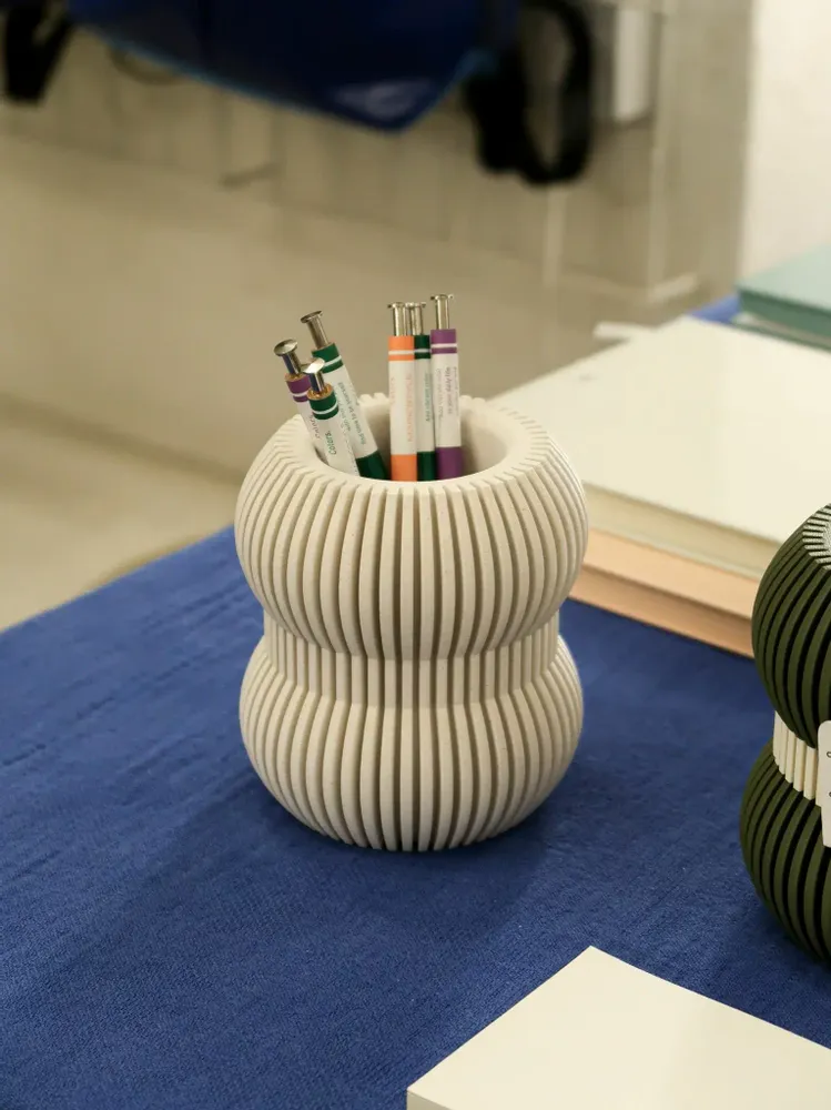 Range-tout - ORGANISEUR DE BUREAU - PORTE-STYLOS TRIS - MENDELEK STUDIO