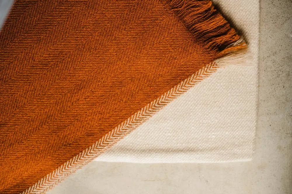 Unique pieces - GYANTSE MEADOW THROW - HIMALAYAN HERMITAGE