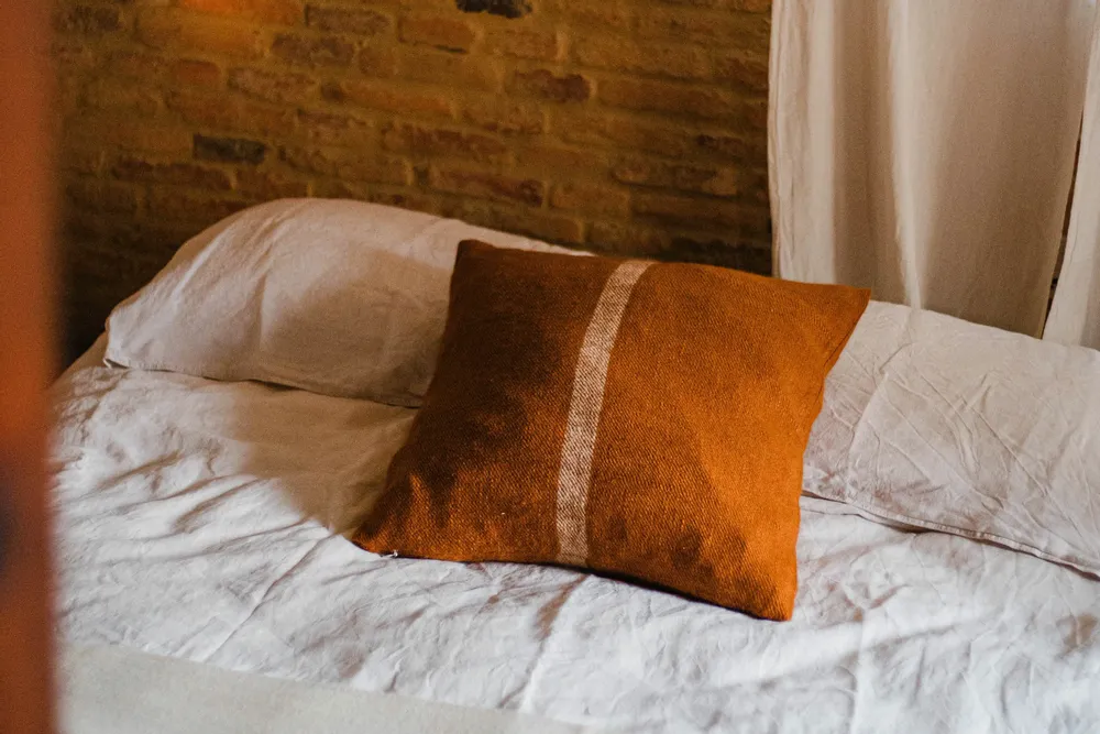 Cushions - MANASLU SILK BLEND - HIMALAYAN HERMITAGE