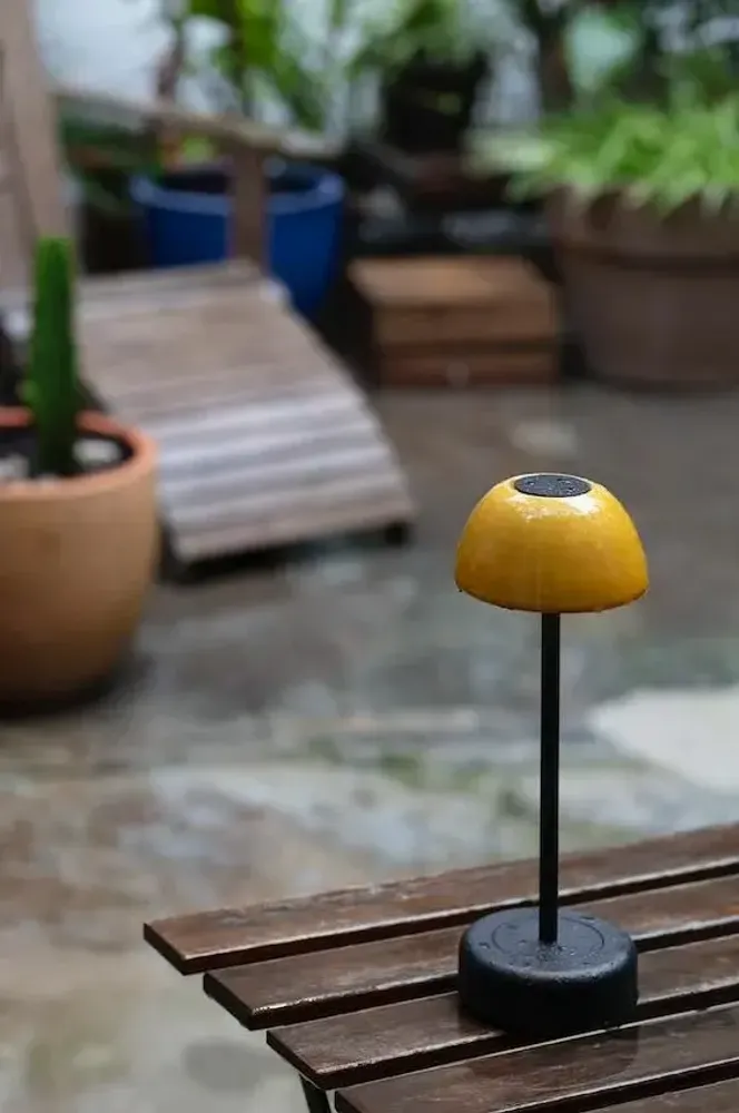 Accessoires de déco extérieure - ABSIDIOLA lampe à poser portable mini avec abat-jour en céramique - LUXCAMBRA