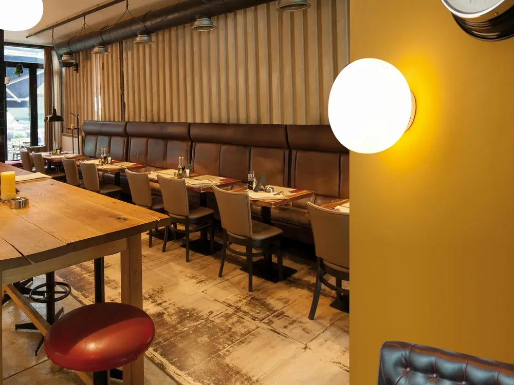 Wall lamps - MOON wall lamp in white or gold - LUXCAMBRA