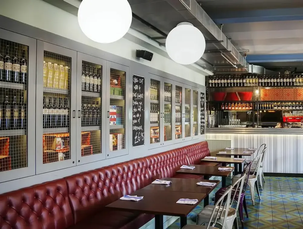 Ceiling lights - MOON ceiling lamp in white with a diameter of ø40cm, ø30cm or ø51cm - LUXCAMBRA