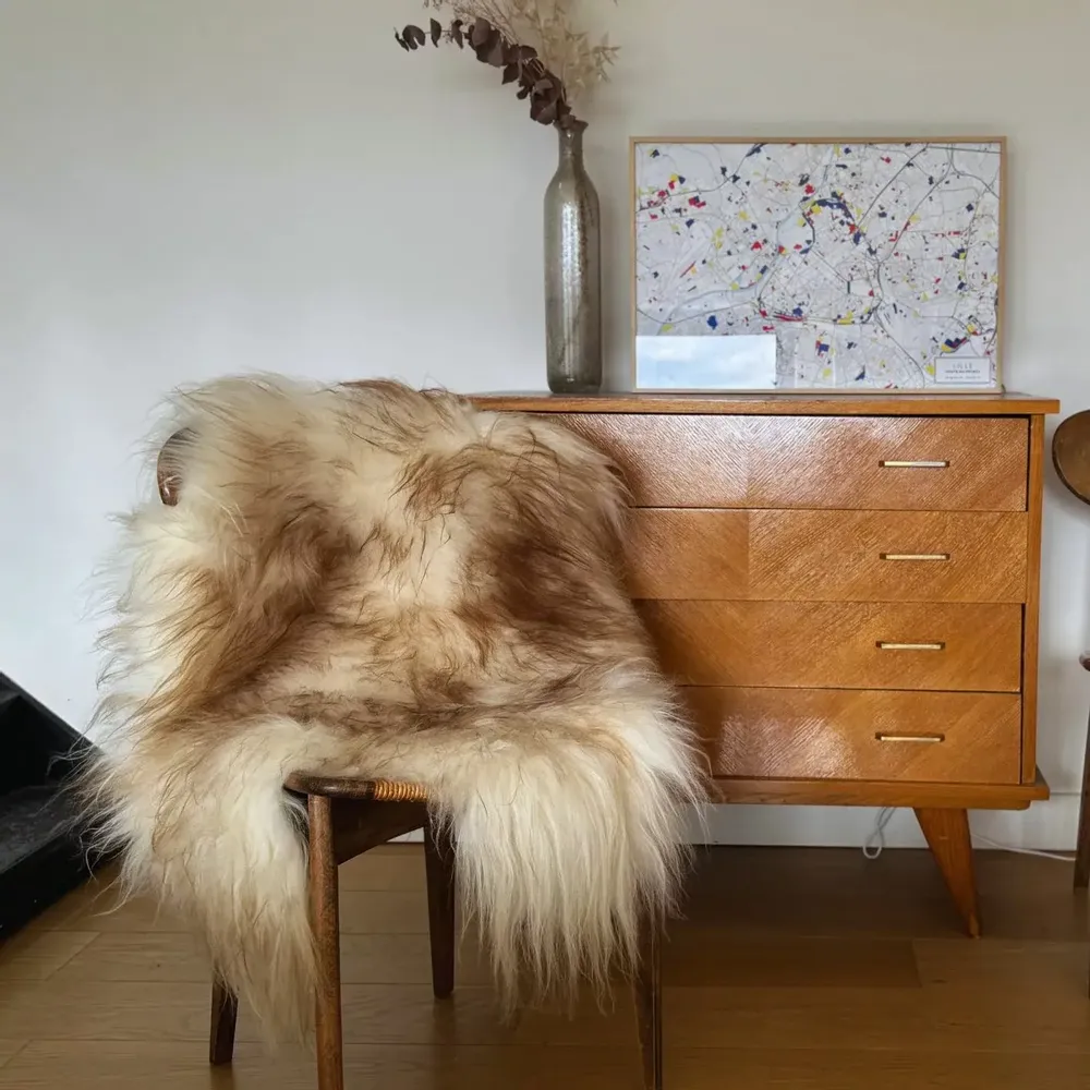 Other caperts - Tinted Icelandic Sheepskin - MAISON THURET