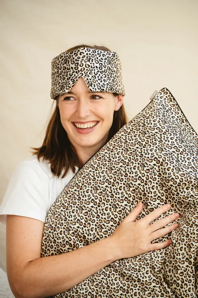 Homewear bien-être - Masque de nuit bandeau en pure soie - EMILY'S PILLOW