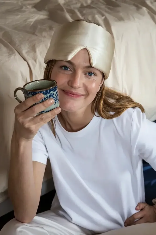 Homewear bien-être - Masque de nuit bandeau en pure soie - EMILY'S PILLOW