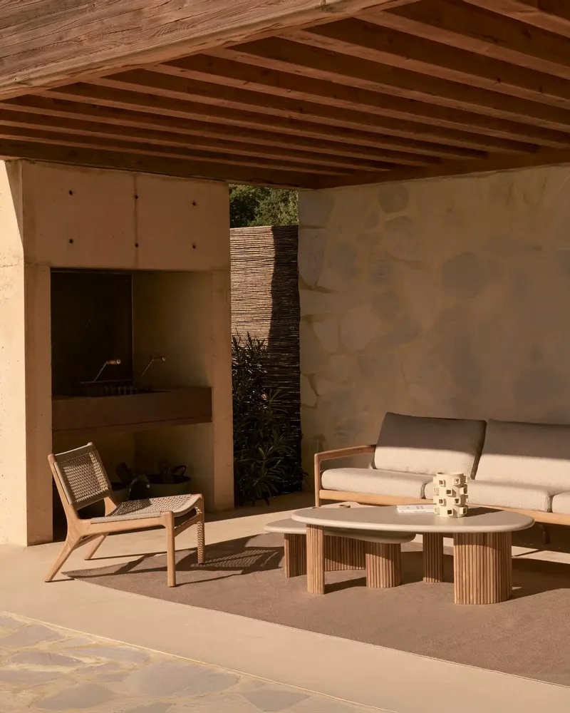 Lawn tables - Boomerang outdoor coffee table - ETHNICRAFT