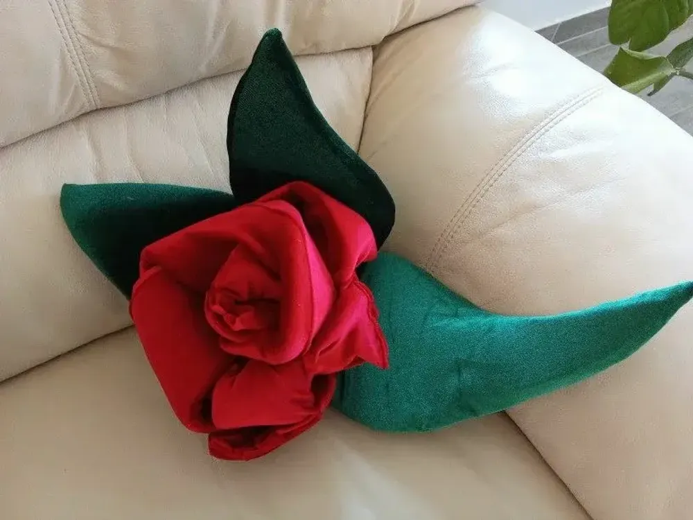 Fabric cushions - PINK CUSHION - FLORALYS-MEUBLES