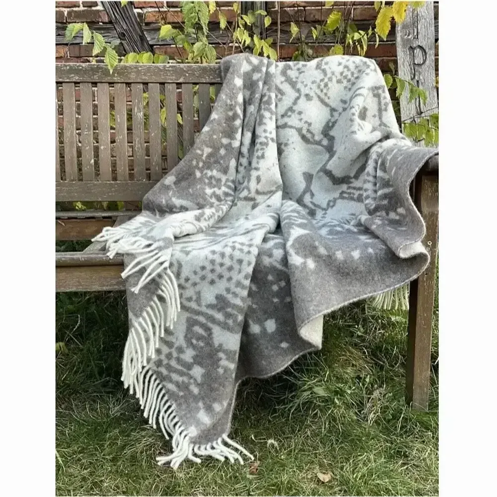 Throw blankets - Jacquard plaid "Snake" Python - WOOL ONLY BY JOWOLLINA