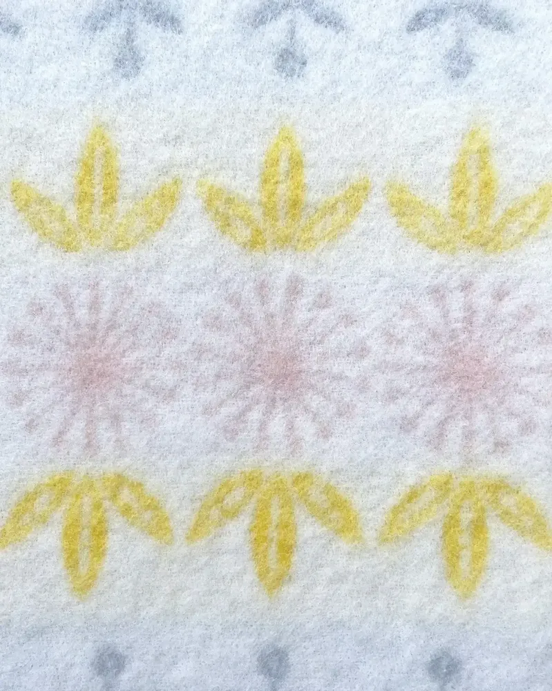 Plaids - Plaid couverture en laine, Folklore floral Jaune - WOOL ONLY BY JOWOLLINA