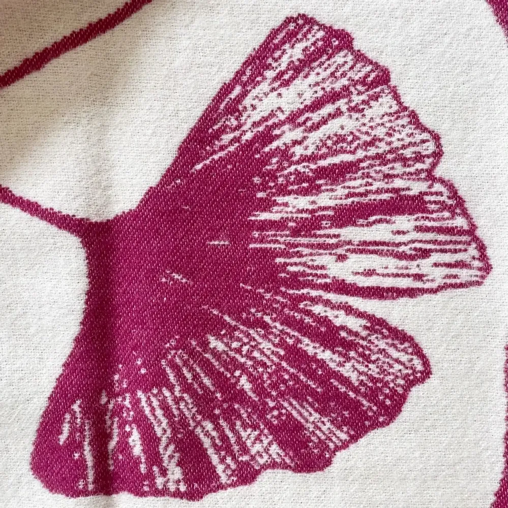 Plaids - Plaid couverture en laine, Ginkgo Framboises Magenta - WOOL ONLY BY JOWOLLINA