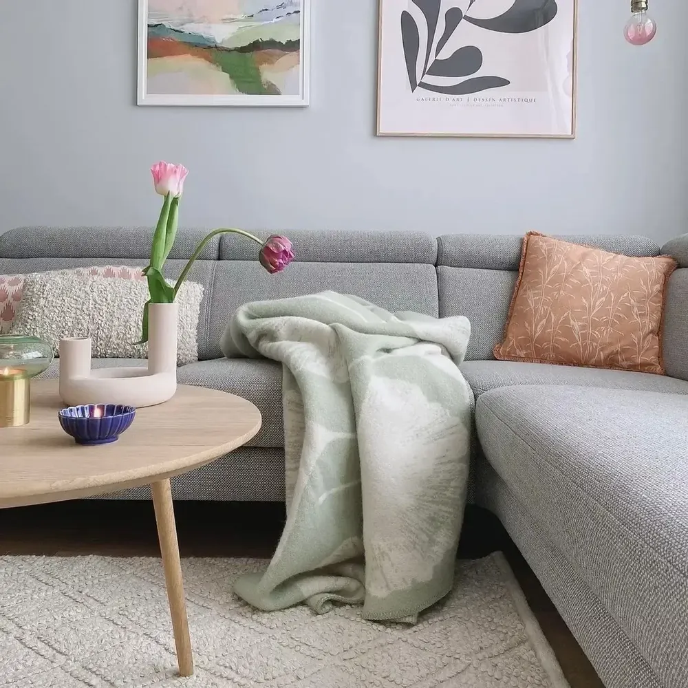 Plaids - Plaid couverture en laine, Ginkgo Pastel Menthe - WOOL ONLY BY JOWOLLINA