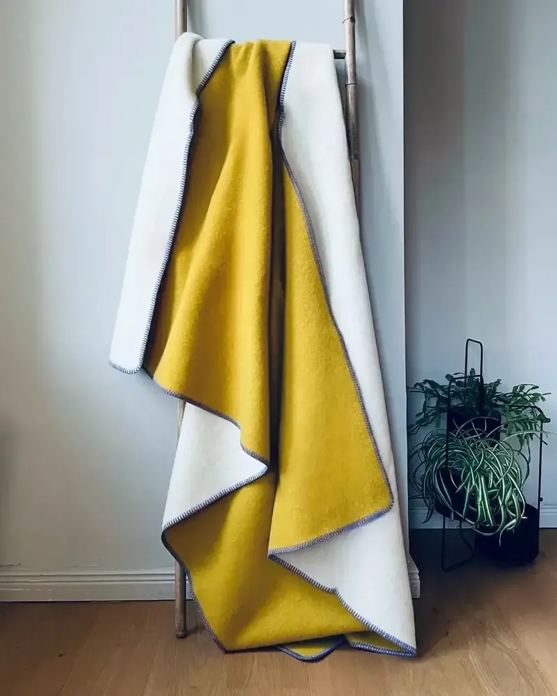 Plaids - Plaid couverture en laine, Moutarde Épicée - WOOL ONLY BY JOWOLLINA