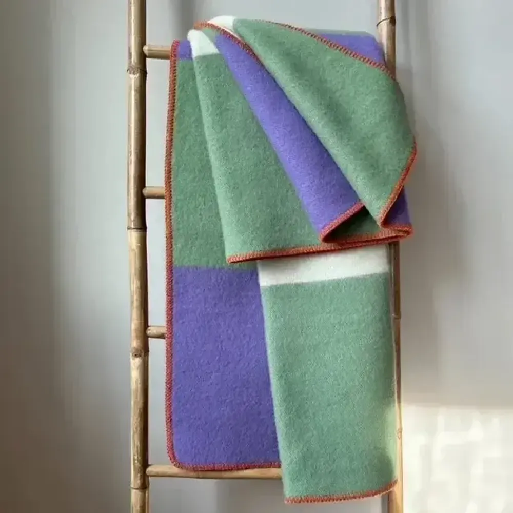 Plaids - Plaid couverture en laine, Carré Tricolore Lilas Vert - WOOL ONLY BY JOWOLLINA