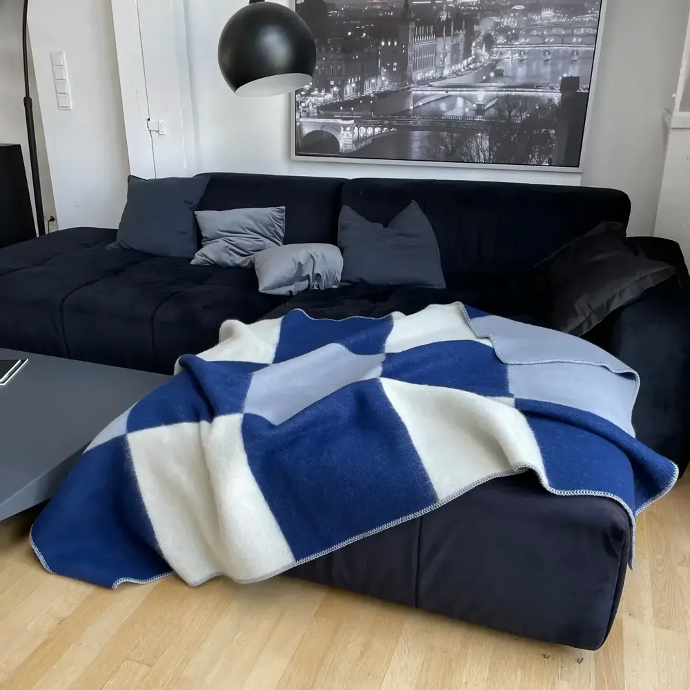 Plaids - Plaid couverture en laine, Tricolor Square Solid Blue - WOOL ONLY BY JOWOLLINA