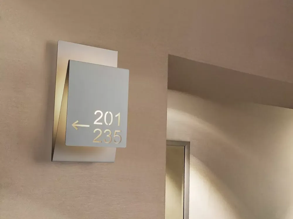 Appliques - Z applique murale en blanc - LUXCAMBRA