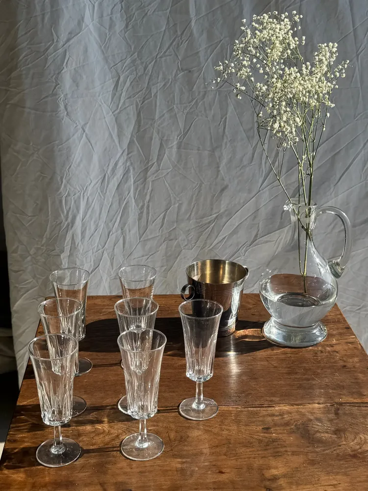 Verres à pied - 7 flûtes à champagne classiques - OFFICE OBJETS