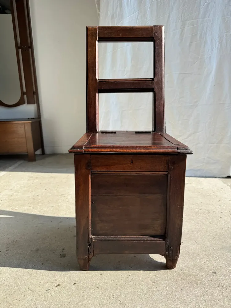 Chaises - Chaise coffre ancienne en chêne - OFFICE OBJETS