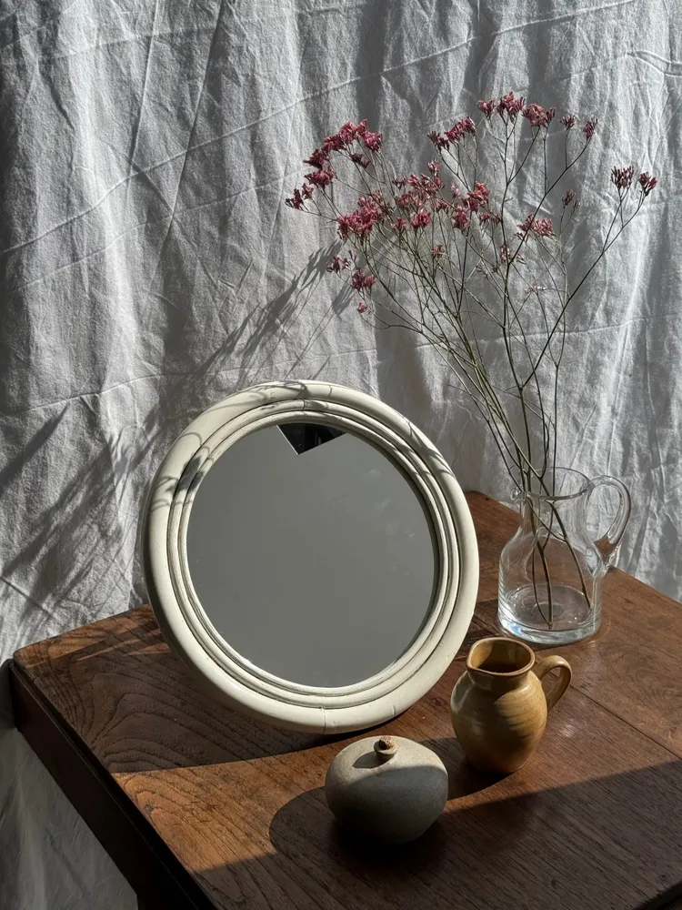 Miroirs - Petit miroir circulaire à fixer ou à poser blanc D29 - OFFICE OBJETS