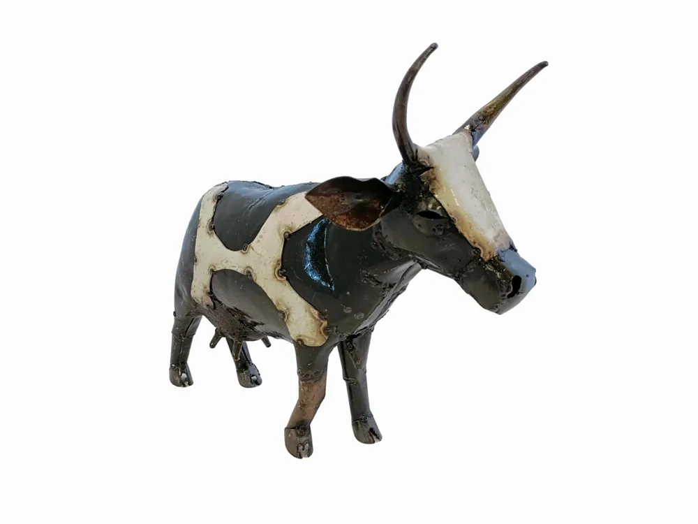 Outdoor decorative accessories - Recycled Metal Sculpture Cow 40cm - TERRE SAUVAGE