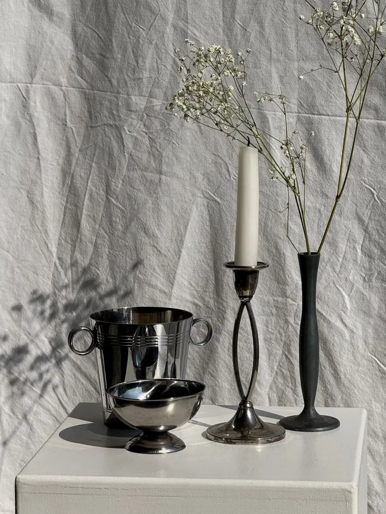 Bougeoirs et photophores  - Petit bougeoir argenté moderne vintage Made in England, Silver plate of Englande. IANTE. H16 - OFFICE OBJETS