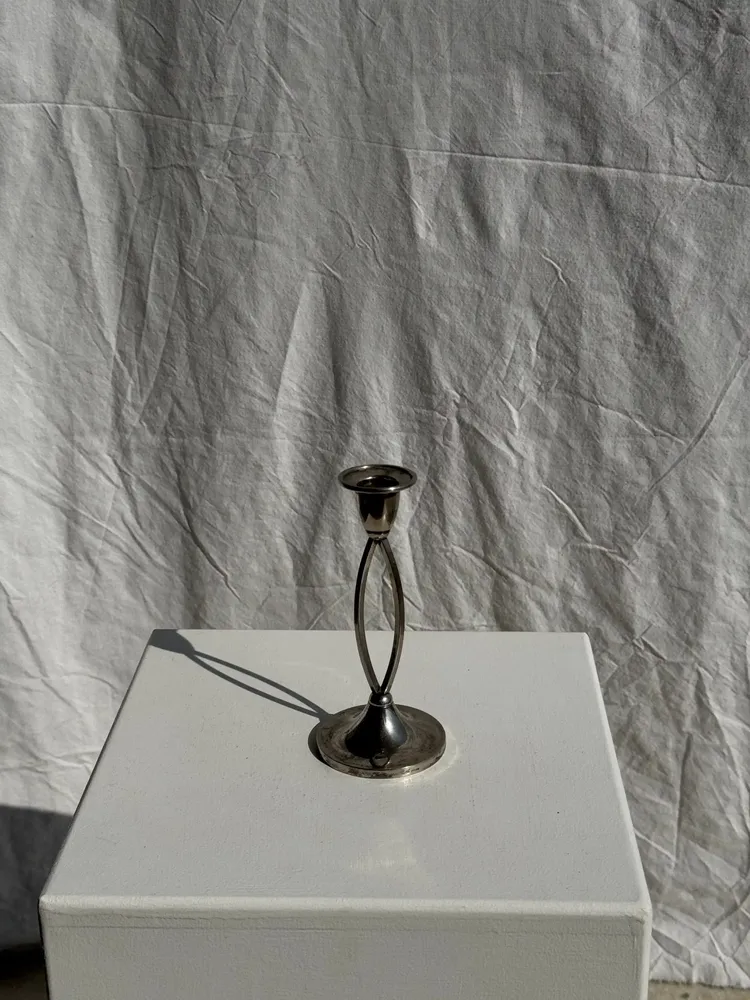 Bougeoirs et photophores  - Petit bougeoir argenté moderne vintage Made in England, Silver plate of Englande. IANTE. H16 - OFFICE OBJETS