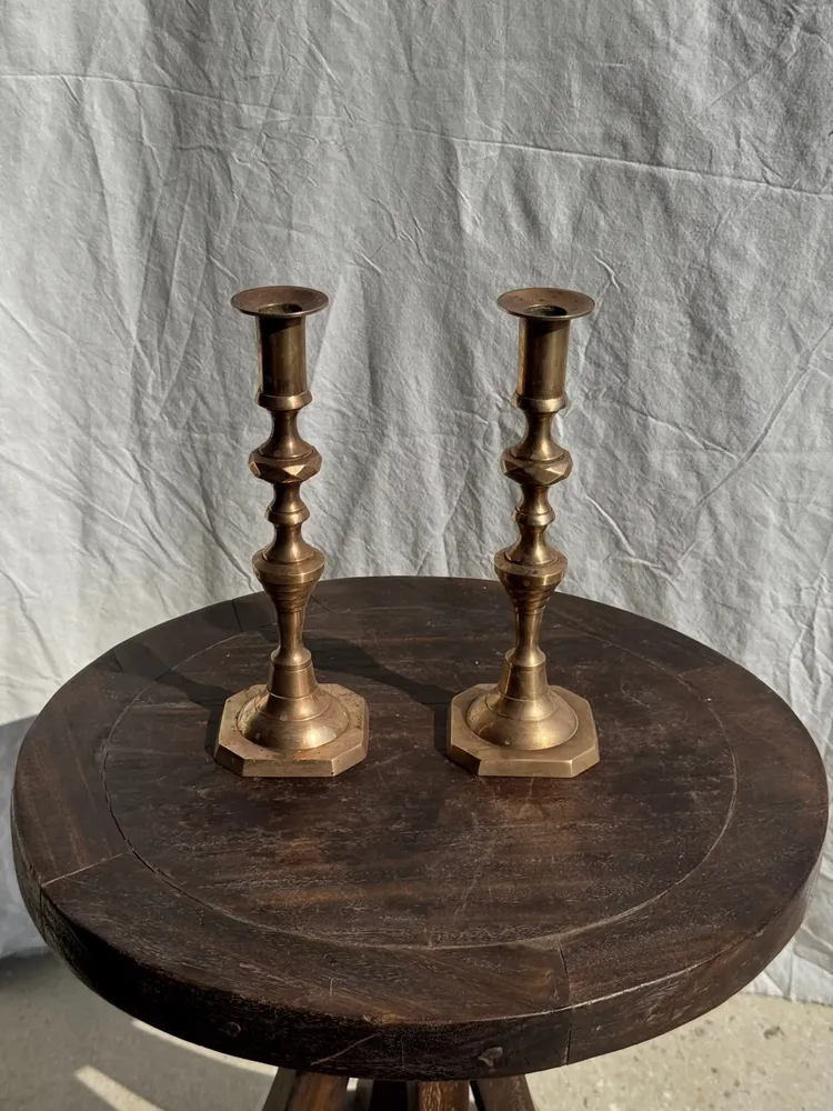 Candlesticks and candle holders - Pair of large golden candlesticks H27.5 - OFFICE OBJETS