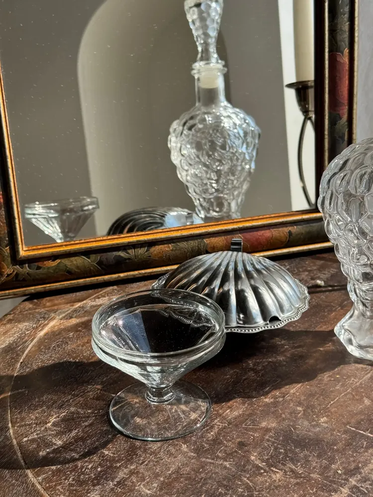 Miroirs - Petit miroir vintage encadrement fleuri et doré H43,5 - OFFICE OBJETS
