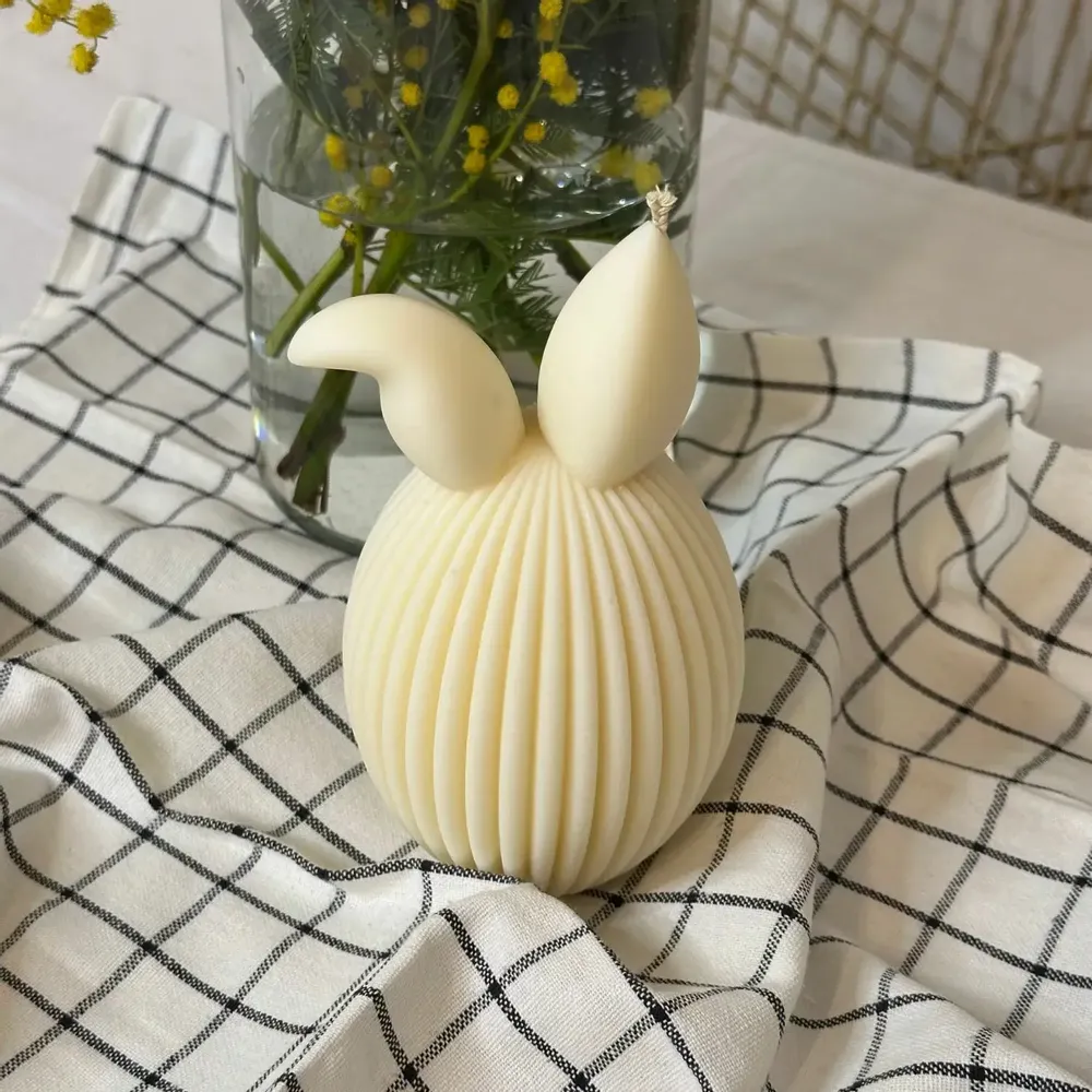 Bougies - Bougie Artisanale en Cire de Soja – Lapin & Œuf Texturé - QUIET